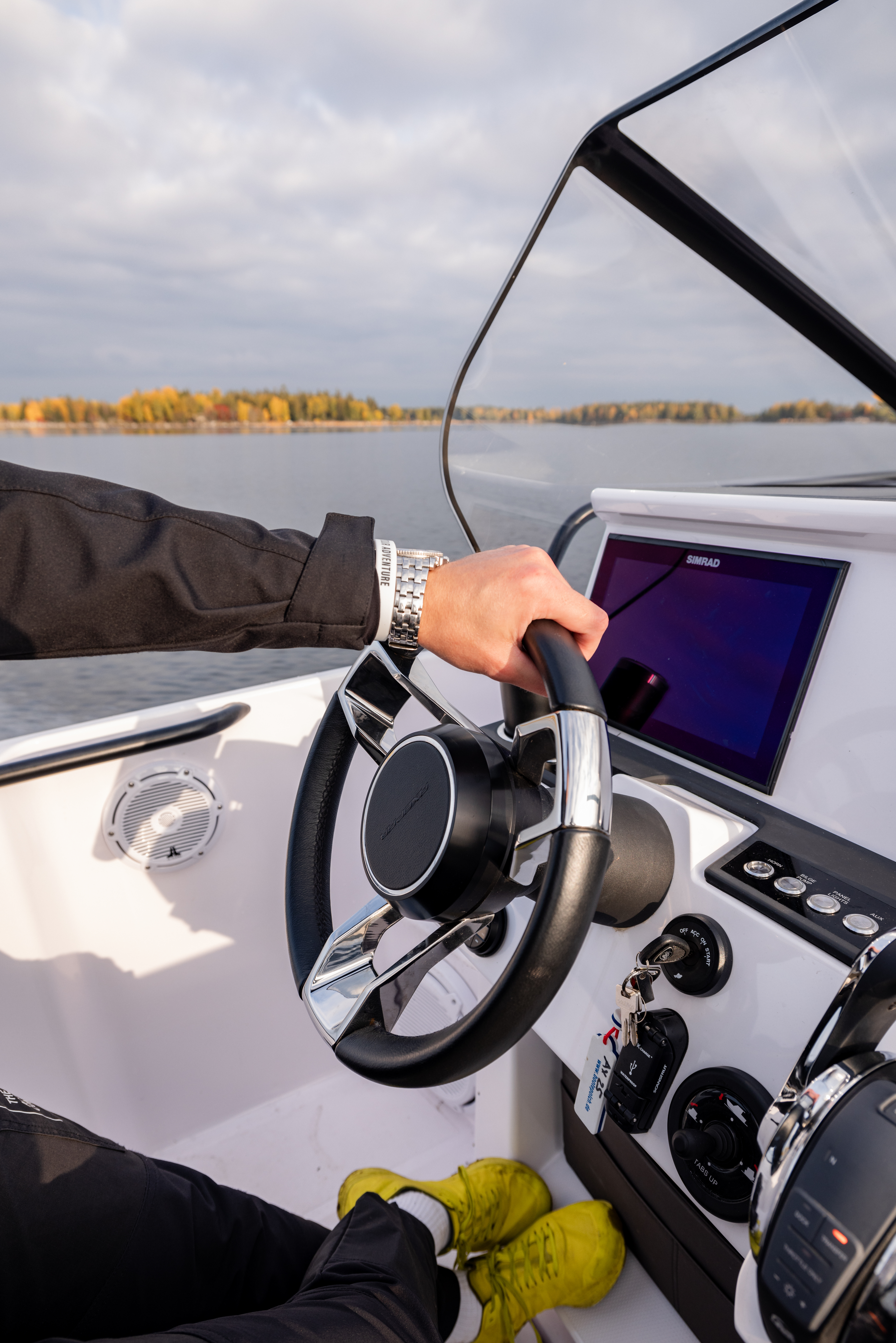 Axopar 25 Cross Bow 0X0A5194