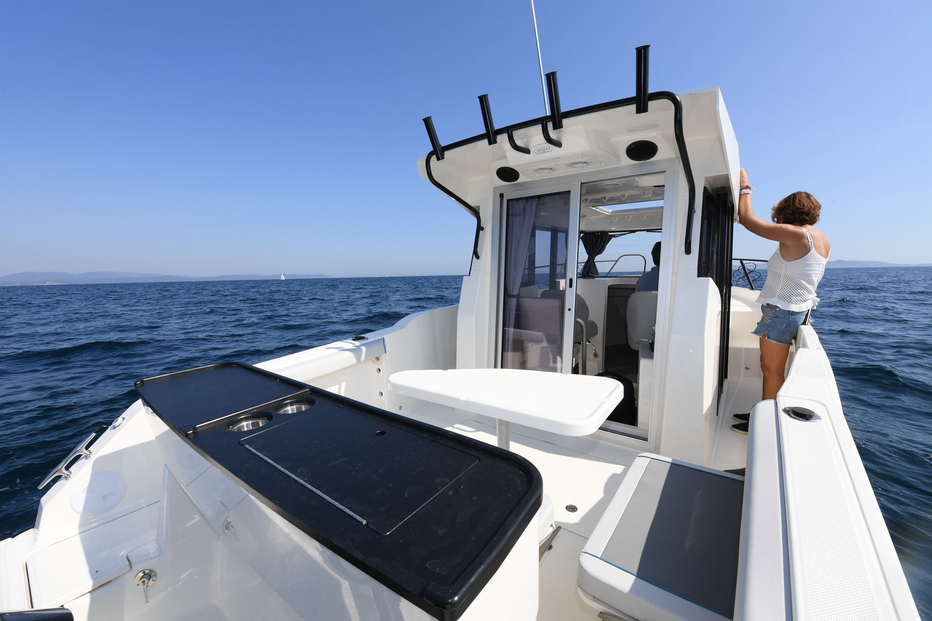 Quicksilver 805 Pilothouse (12)