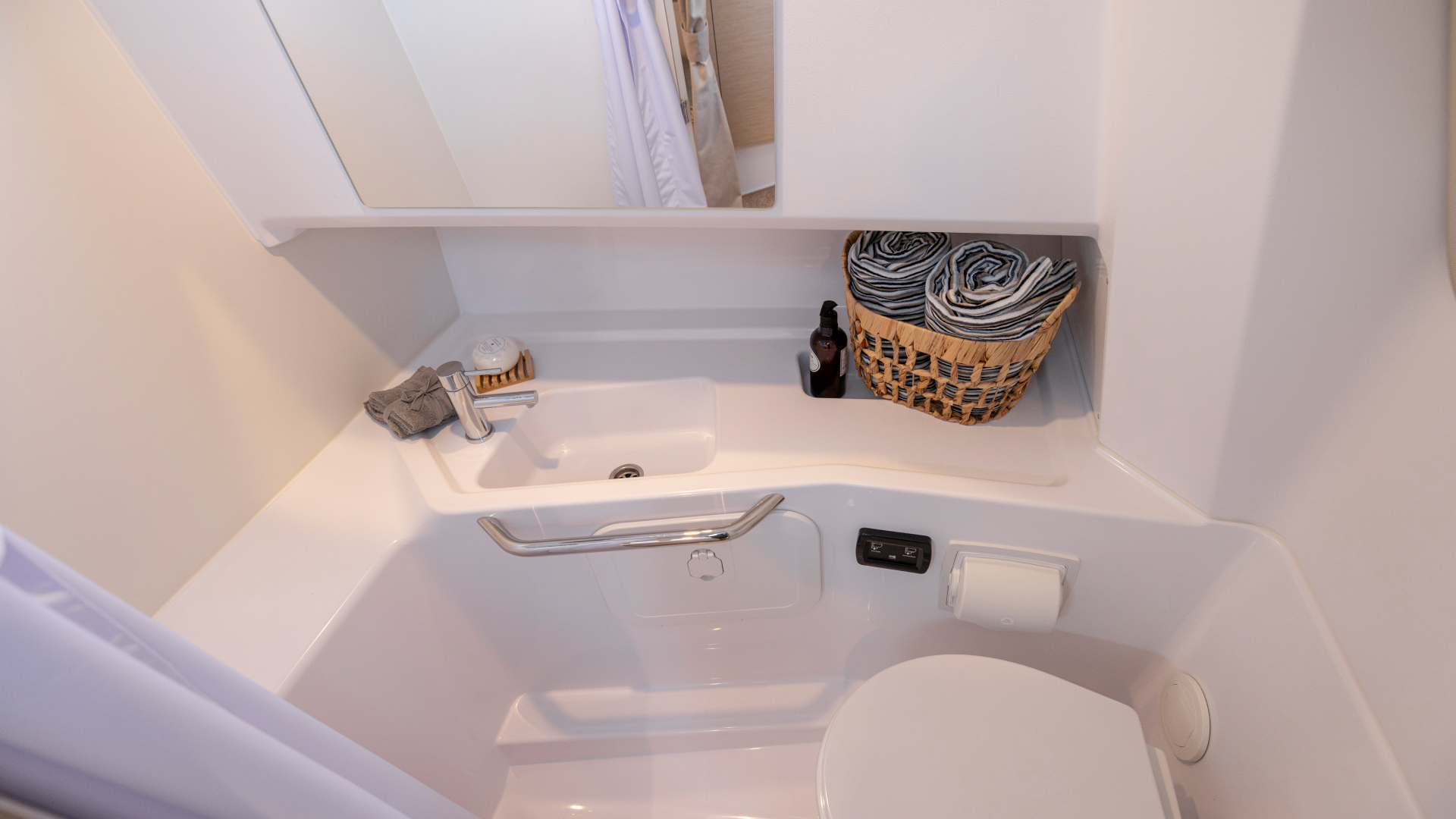 Nimbus Boats Sport Tender 35 Gallery Interior And Cabins 3