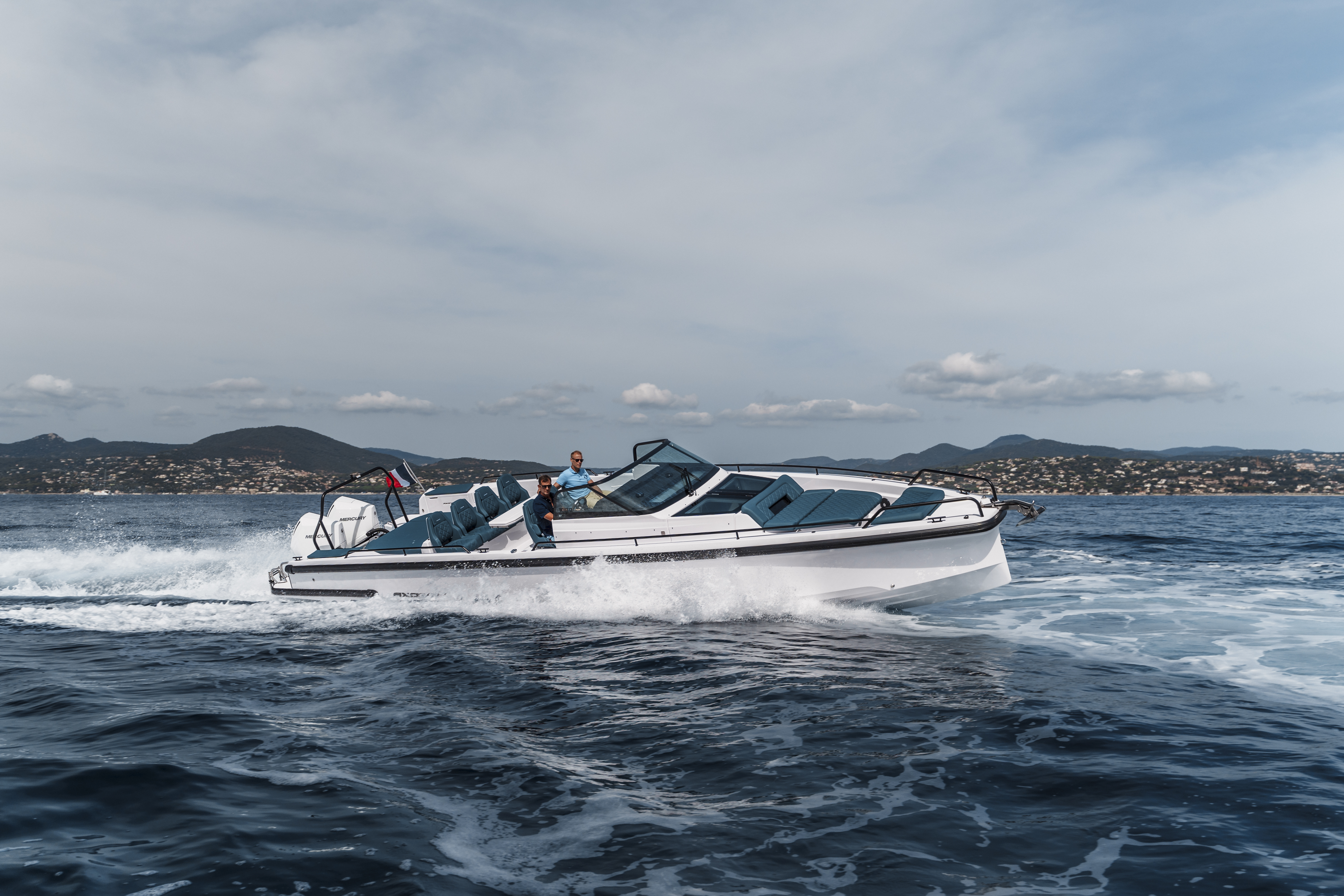 Axopar 37 Spyder MY2023 A7 08091