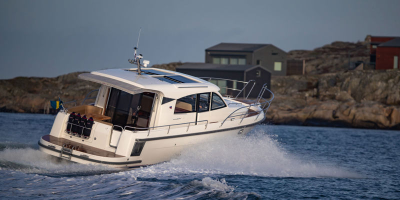 Nimbus 405 Coupe 8691