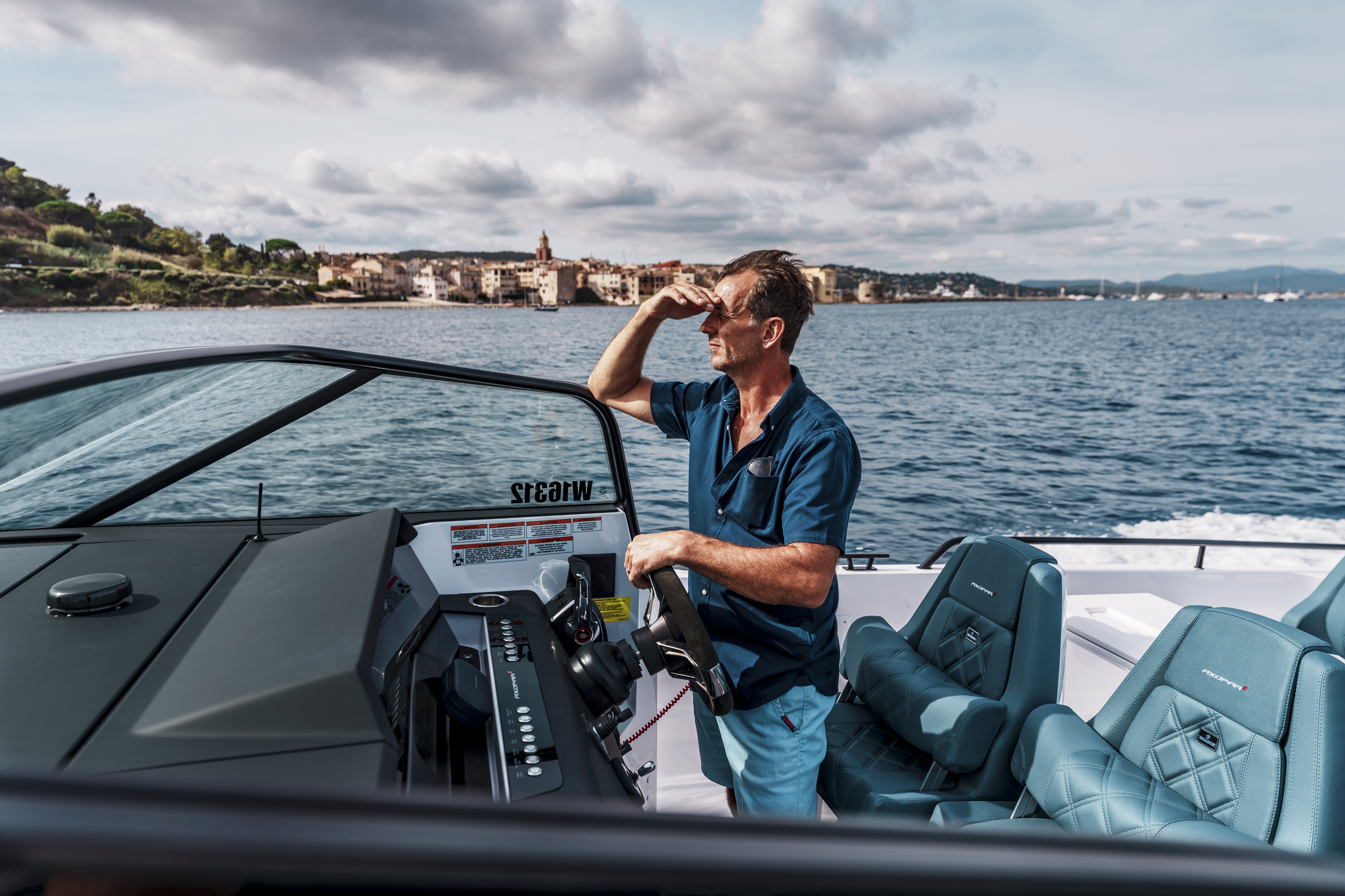 Axopar 37 Spyder MY2023 A7 08045