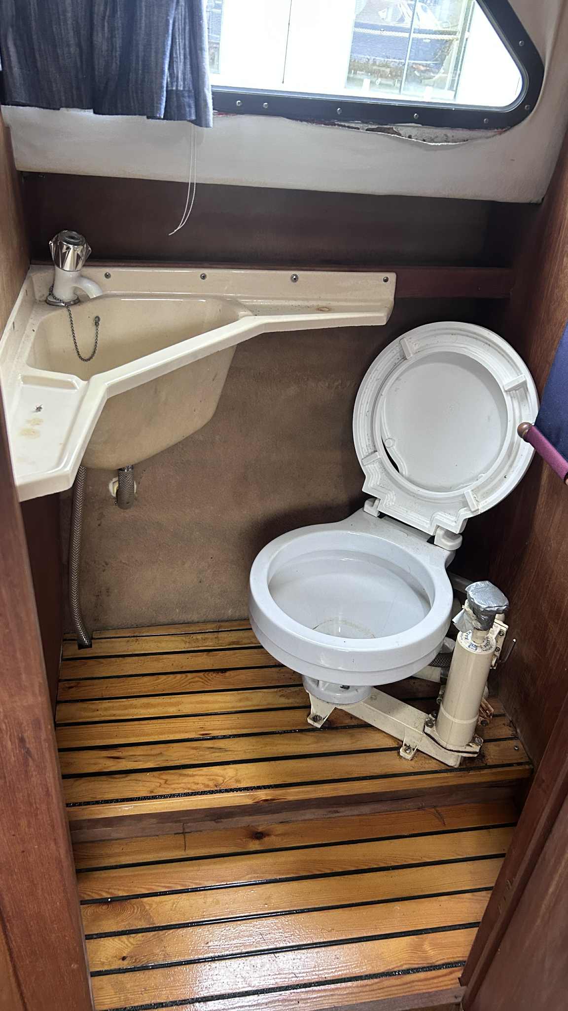 B8c2304b 7A3c 4E54 A75a 238641Dfef6f