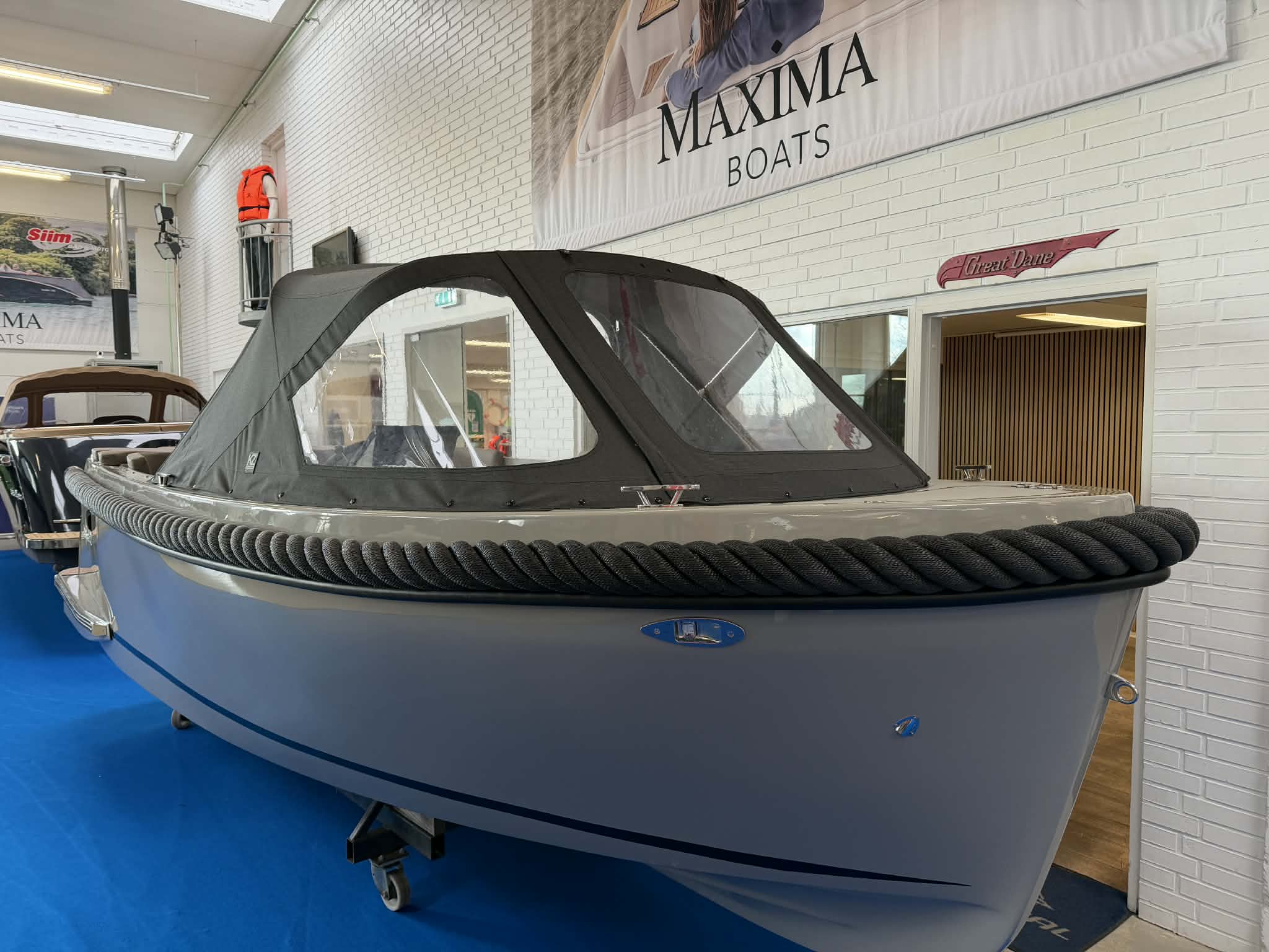 F0012916 D75b 4E66 8640 F28f9c2136ba