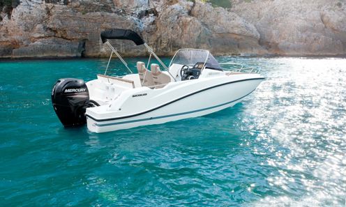 Quicksilver 605 Sundeck (11)