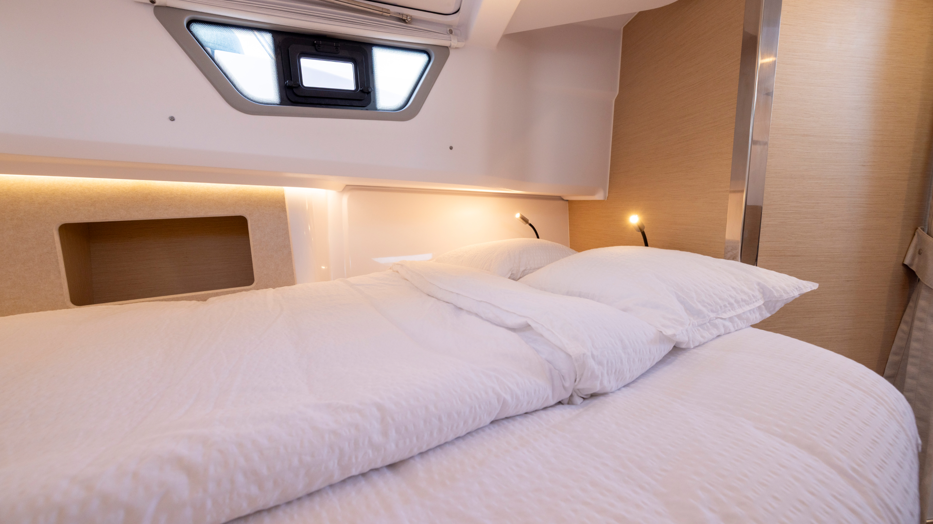 Nimbus Boats Sport Tender 35 Gallery Interior And Cabins