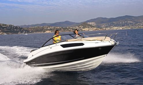 Bayliner Vr5 Ob Cuddy 39 1200