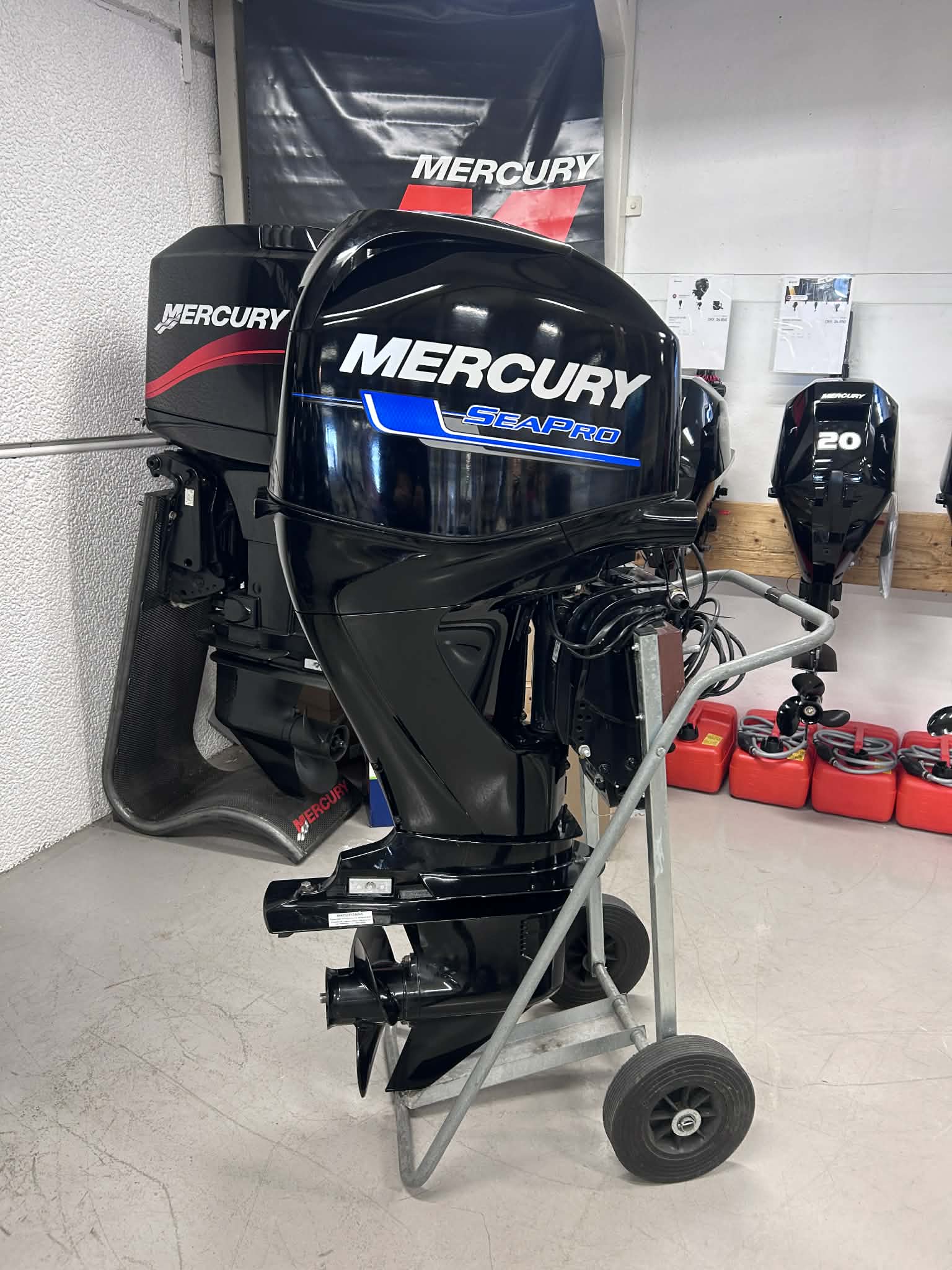 B0385017 2764 4Cbd Ad7f 0Faff9fbff09