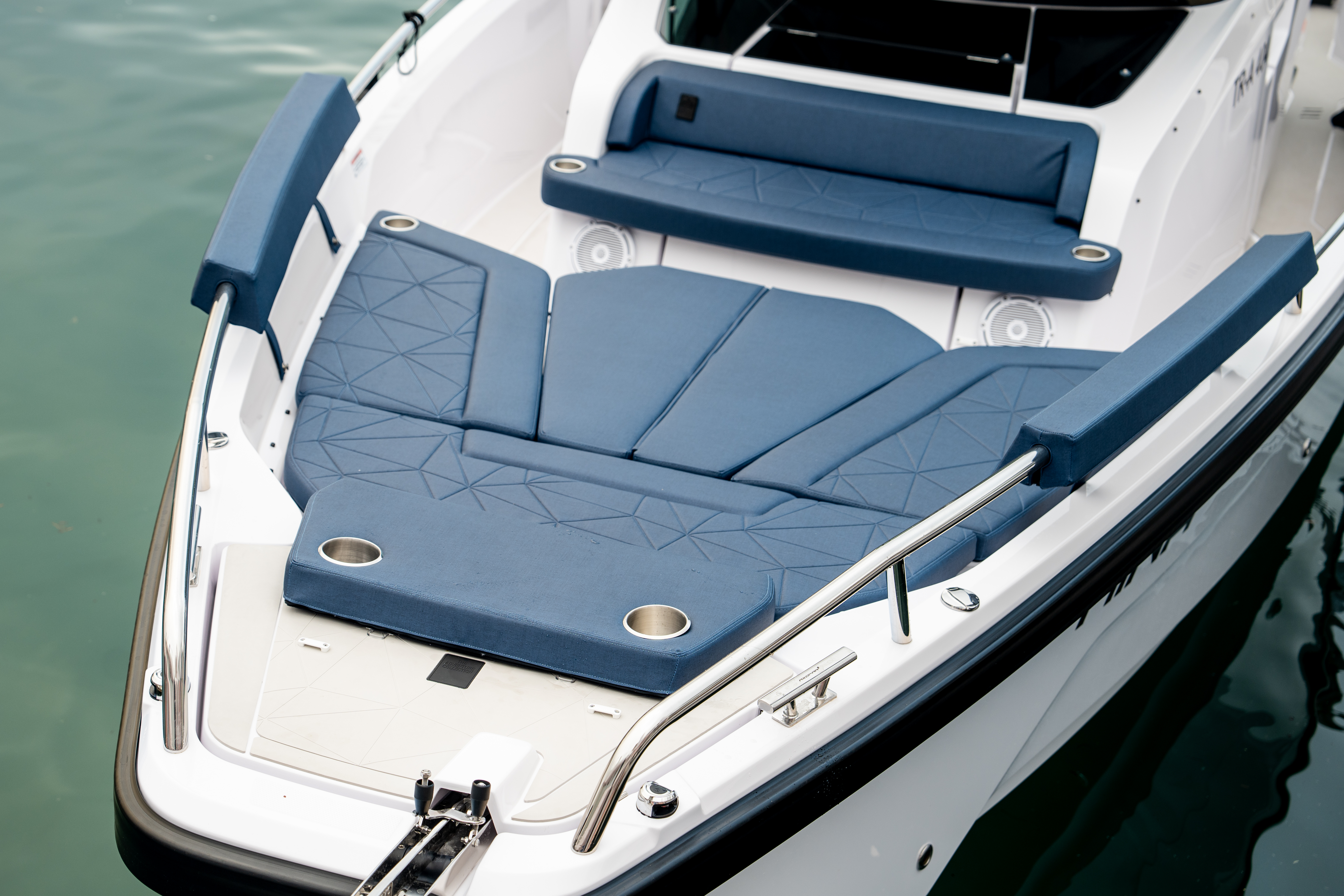 Axopar 29 XC Cross Cabin DSC01421