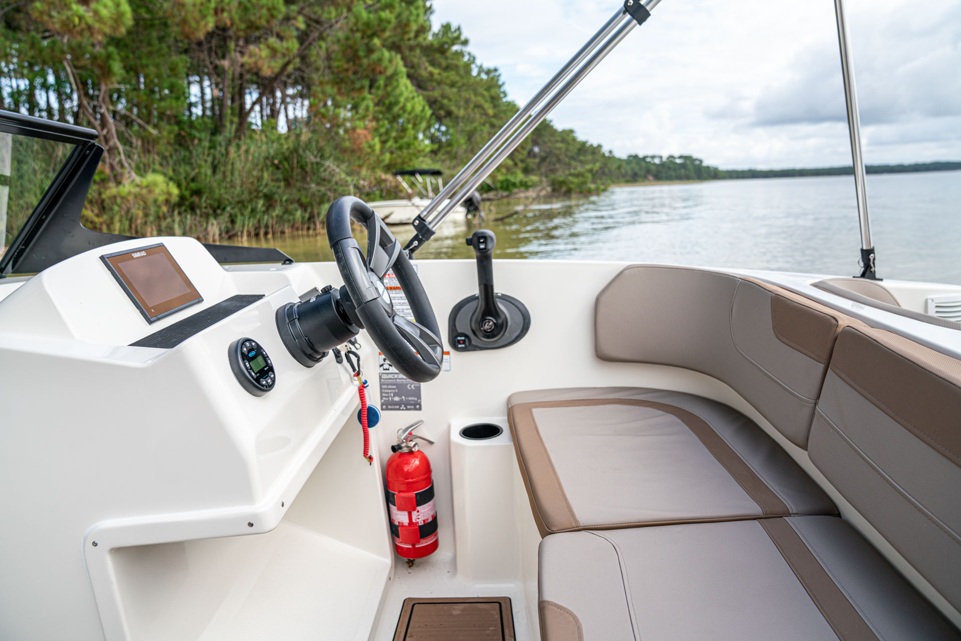 Quicksilver 525 Axess (7)