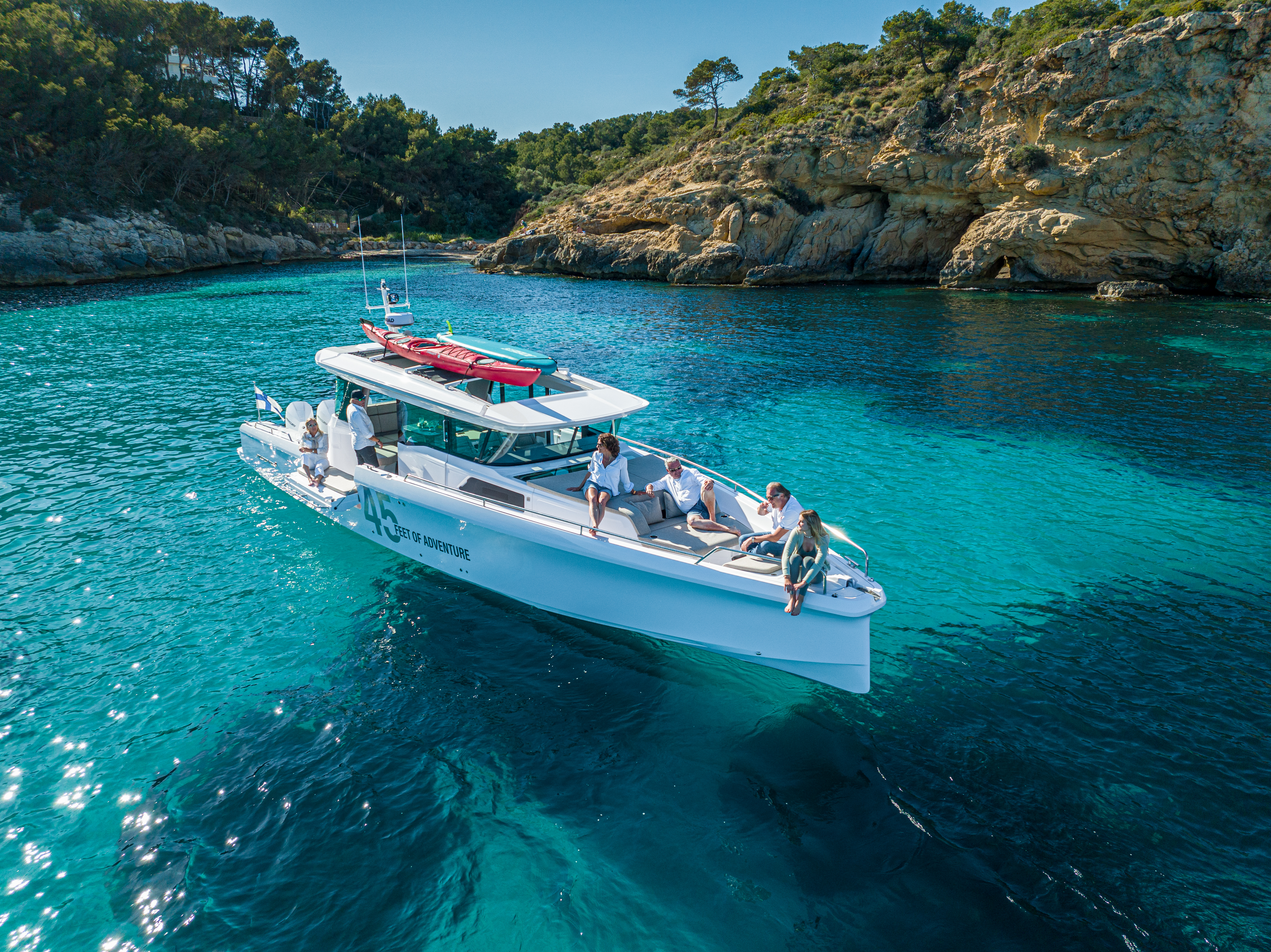 Axopar 45 XC Crosscabin 14