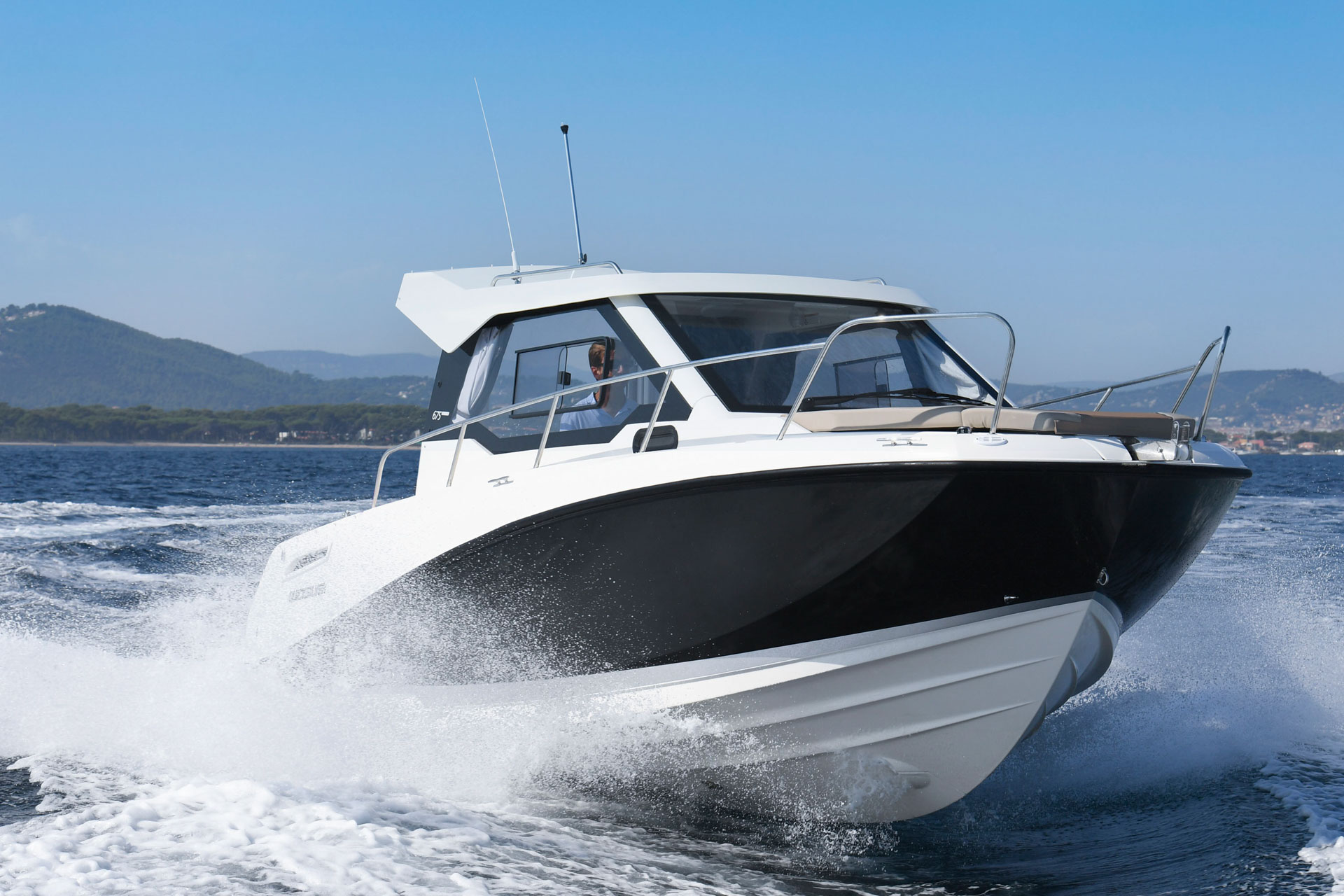 Quicksilver 675 Weekend (18)