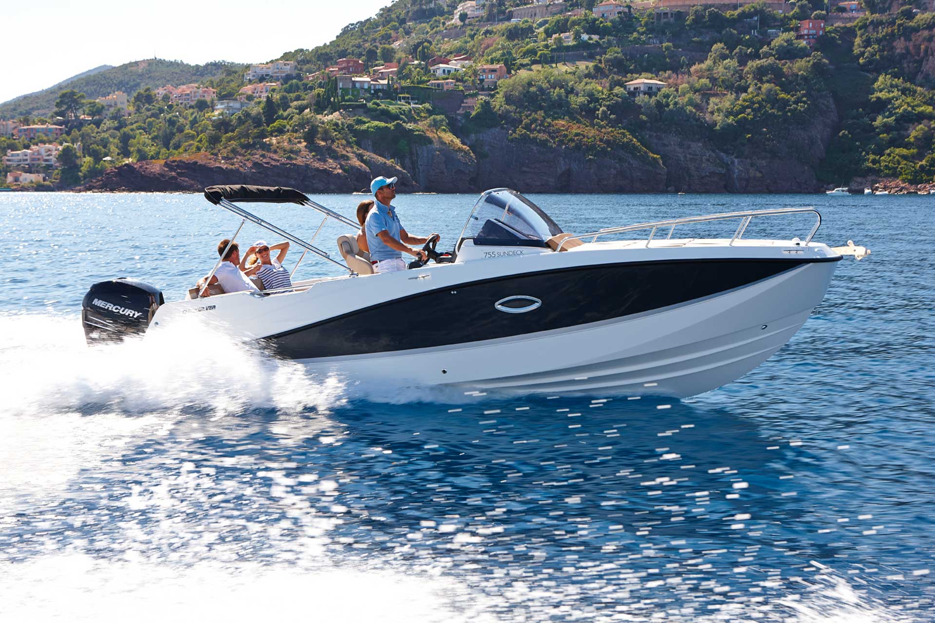 Quicksilver 755 Sundeck (5)