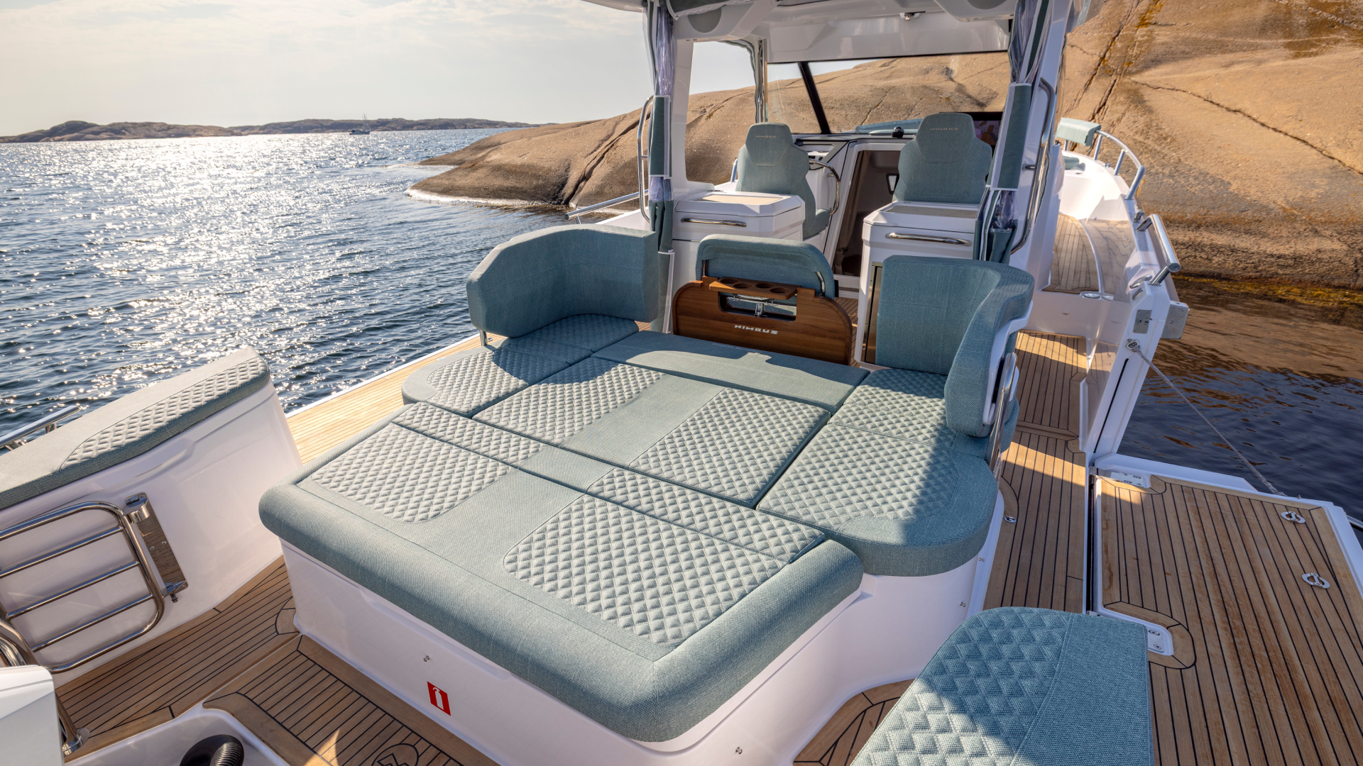 Nimbus Boats Sport Tender 35 Gallery Aft Deck And Helm 2 Kopi