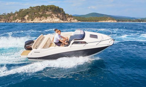 Quicksilver 555 Cabin (11)